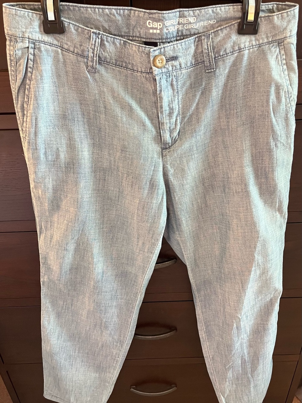 GAP Women’s Girlfriend Chino Pants in Light Blue Chambray Size 4/ 27